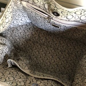 Guess purse